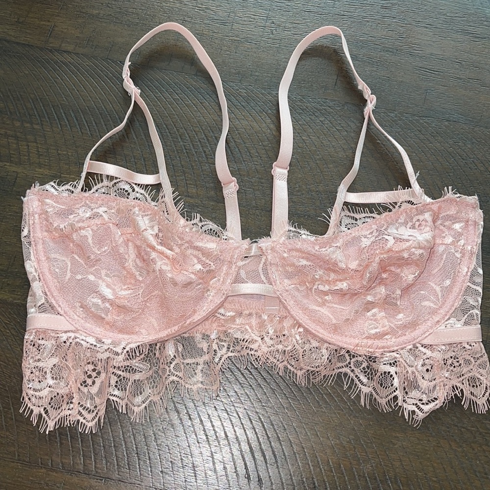 Unpadded Lace Bralette Light Pink Size L Like New